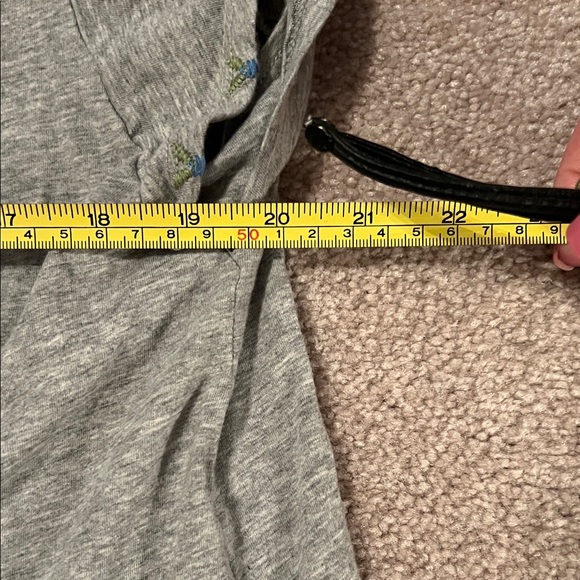 Johnny Was Gray Embroidered Short Sleeve Tee, NWOT, XL - Picture 6 of 13